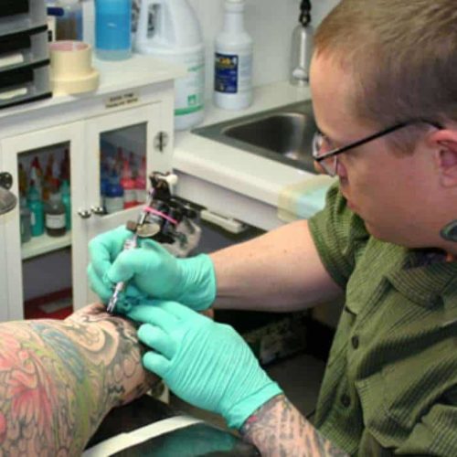 The risks of getting a tattoo and how to do it safely - Hull Live