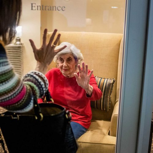  Karen Klink, of Hermosa Beach, visits her 86-year-old mother Cynthia Tachner at Silverado Beach Cities Memory Care in Redondo Beach 